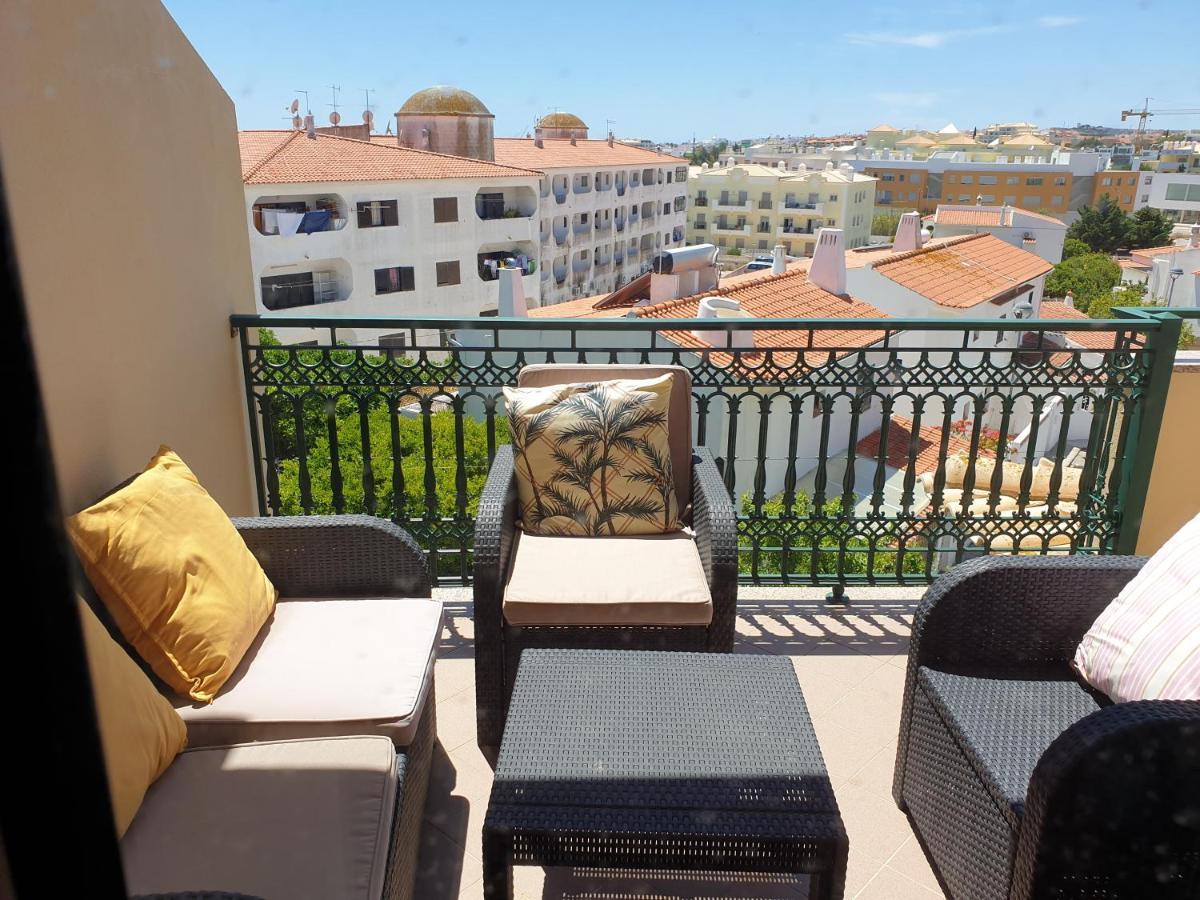 Oura Beach T1 Apartment Coral , Close To The Strip, Swimming Pool, Wi Fi, A/C Албуфейра Экстерьер фото