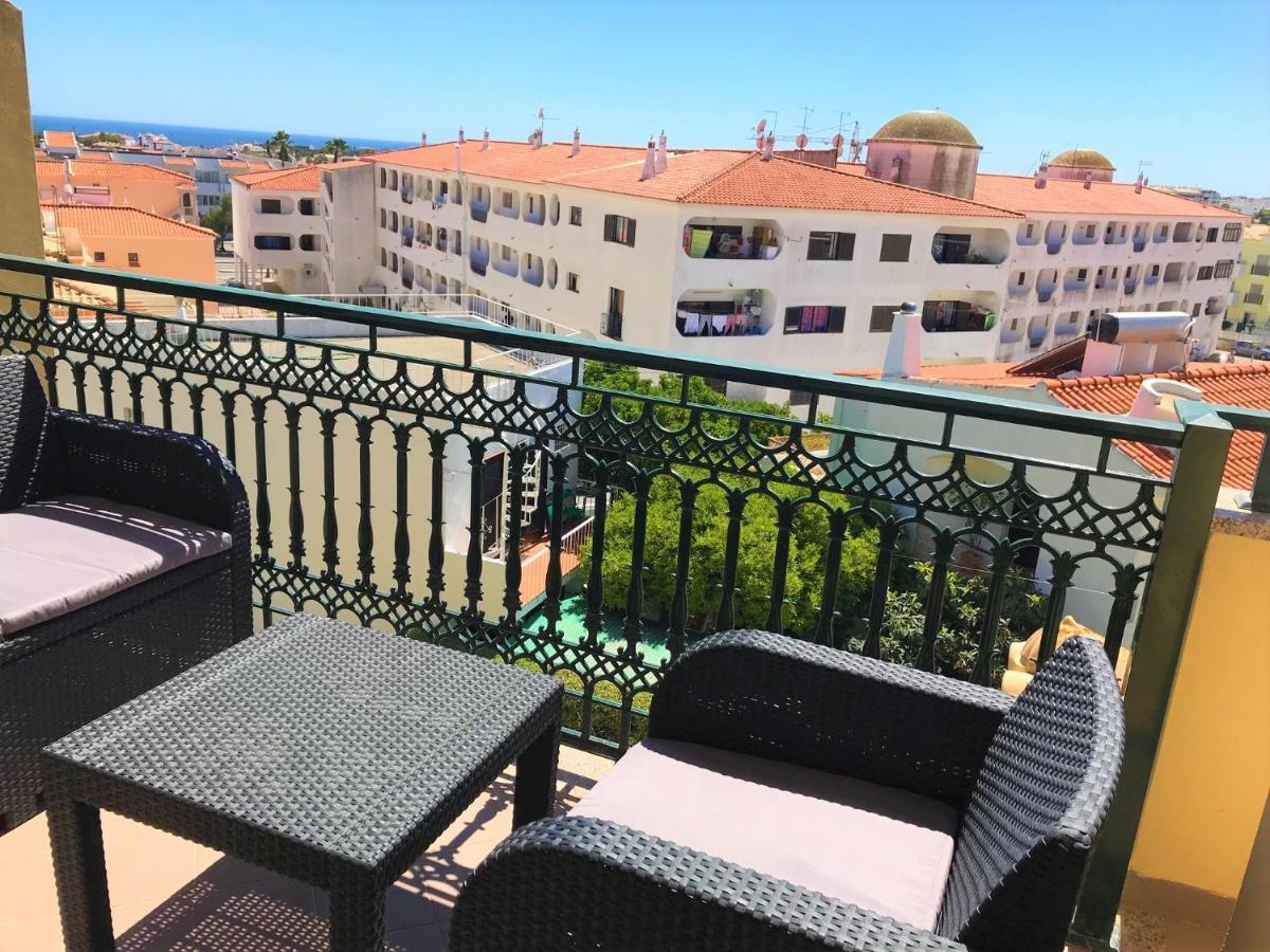 Oura Beach T1 Apartment Coral , Close To The Strip, Swimming Pool, Wi Fi, A/C Албуфейра Экстерьер фото